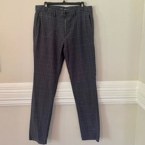 NWOT Old Navy Slim Fit Grey/Blue Plaid Pants
